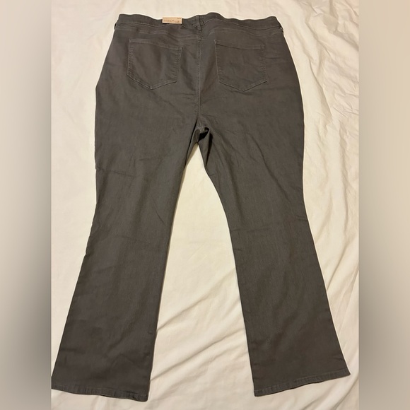 NWT NYDJ Slim bootcut Stretch Jeans Women plus size 26W Gray - Picture 2 of 7
